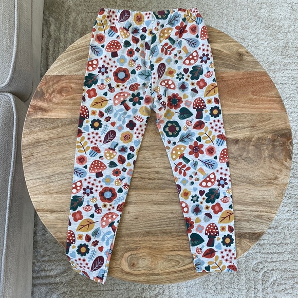 Tu Leggings 🍄 - Picture 2 of 6